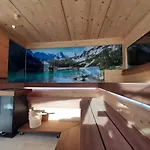 Hideaway Zugspitz Chalet *